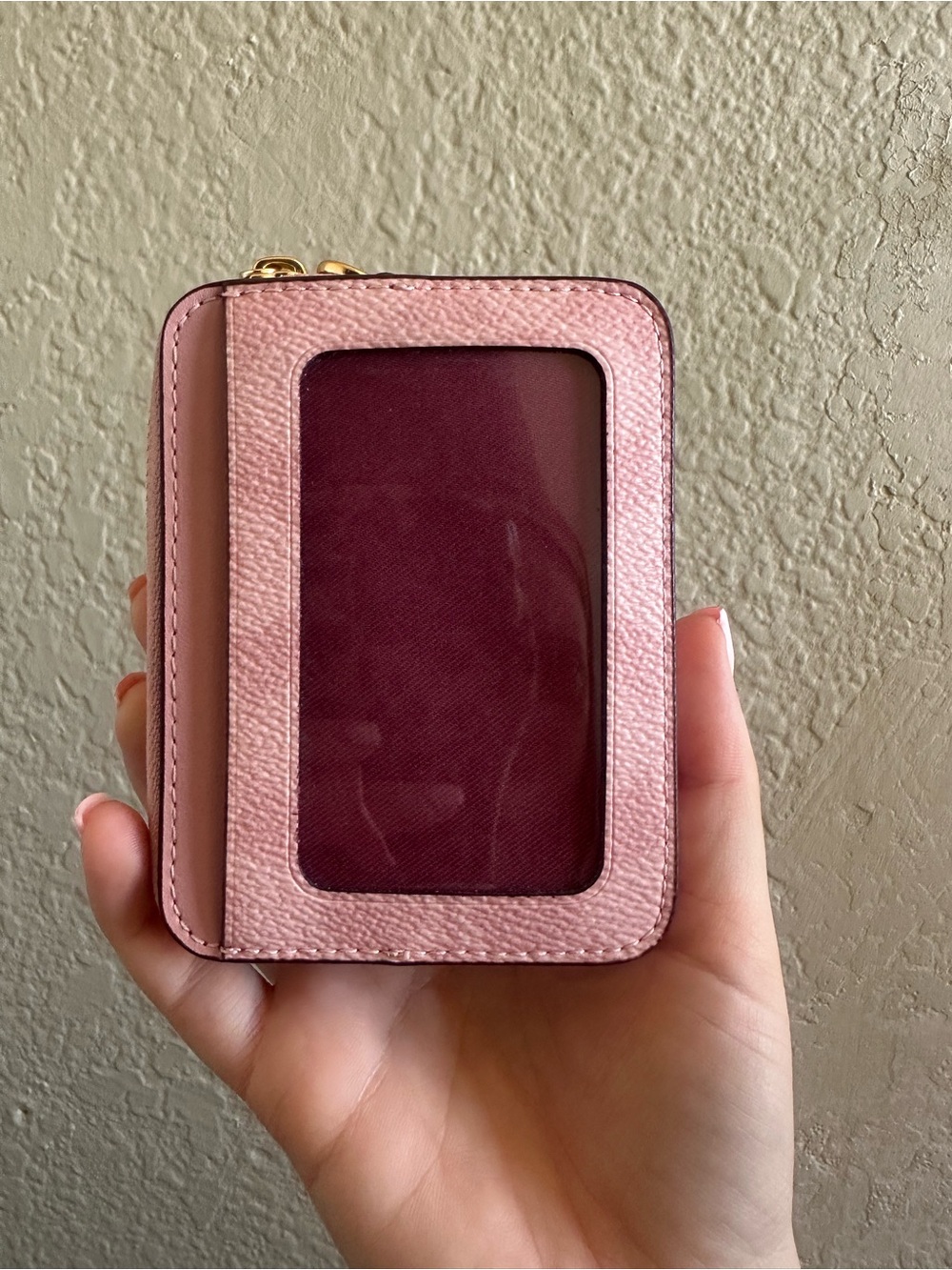 Coach Pink Textured Leather wallet with Gold Logo - Picture 3 of 8